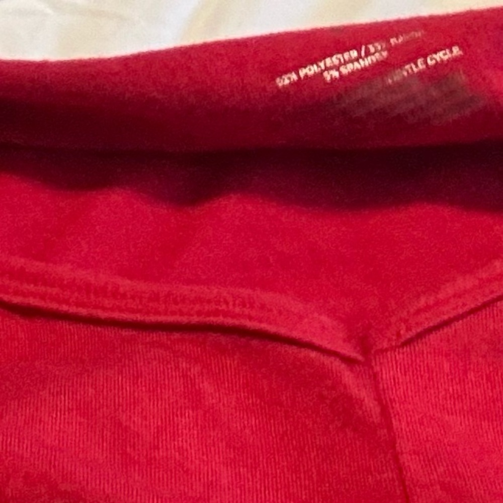 Arizona Red V-Neck Top - Picture 5 of 6